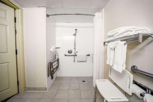 Country Inn & Suites by Radisson, Ontario at Ontario Mills, CA image 11