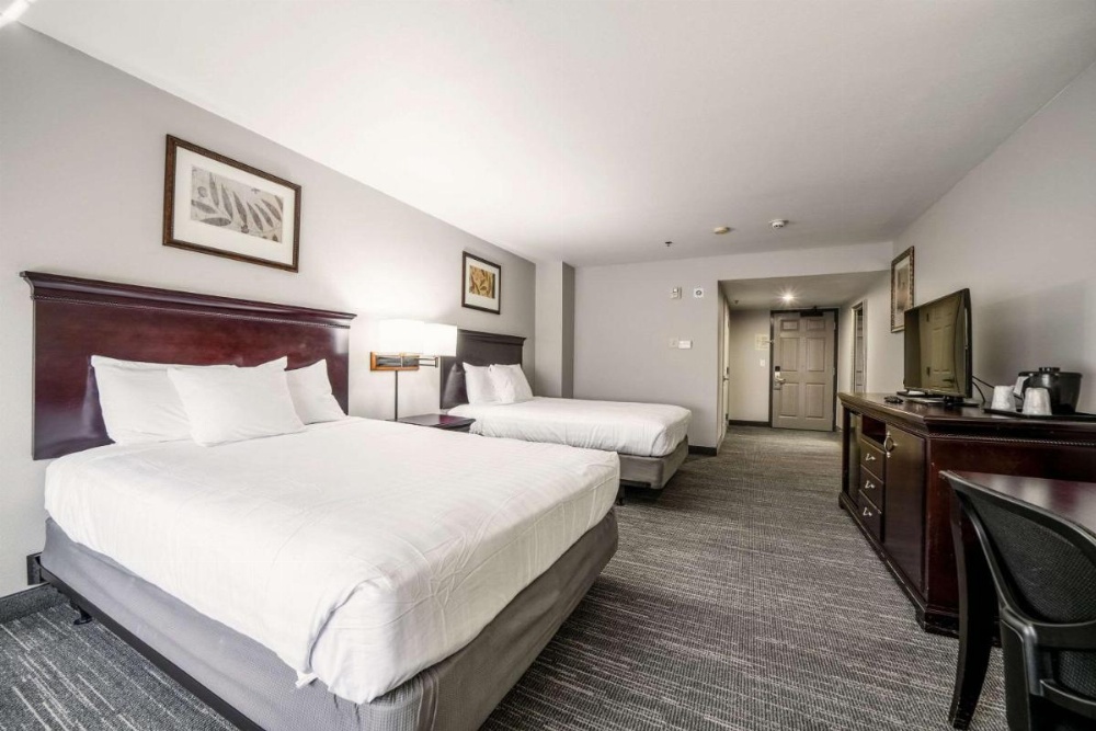 Country Inn & Suites by Radisson, Ontario at Ontario Mills, CA Image 20