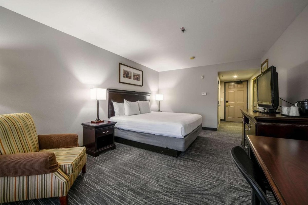Country Inn & Suites by Radisson, Ontario at Ontario Mills, CA Image 28