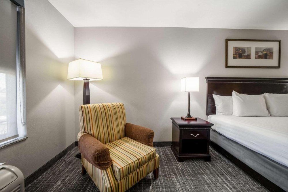 Country Inn & Suites by Radisson, Ontario at Ontario Mills, CA Image 29