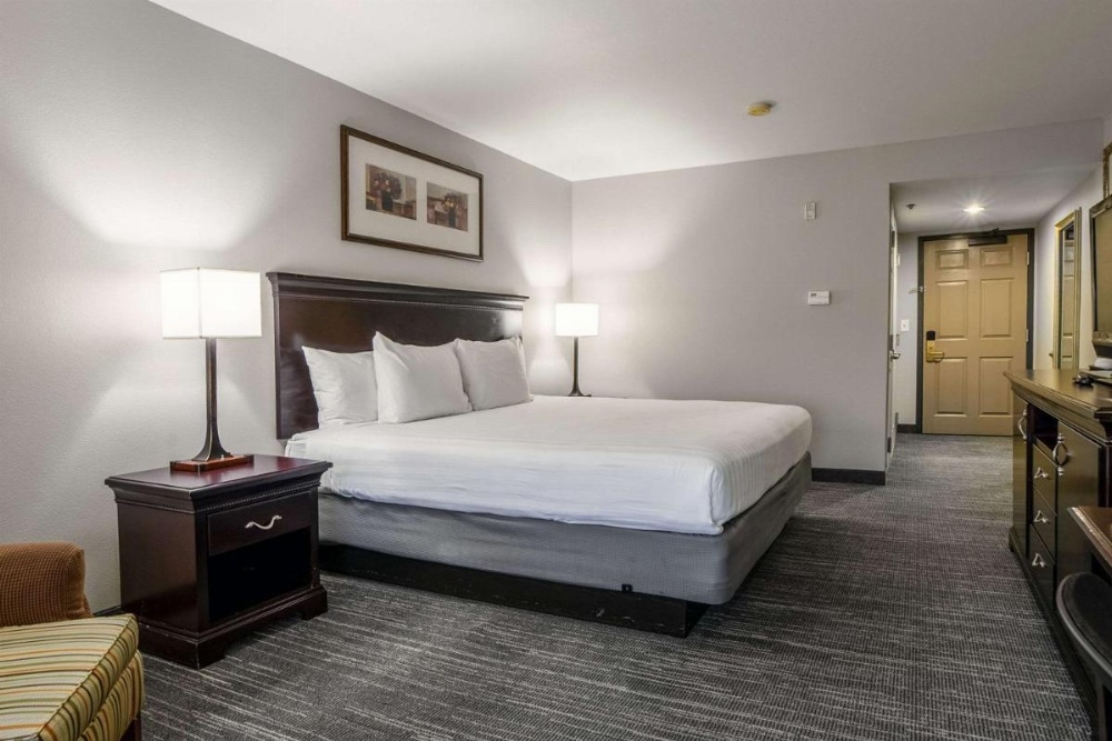 Country Inn & Suites by Radisson, Ontario at Ontario Mills, CA Image 30