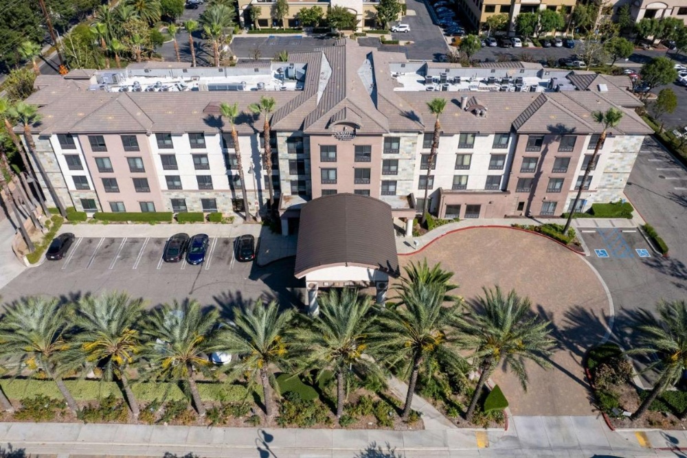 Country Inn & Suites by Radisson, Ontario at Ontario Mills, CA Image 45