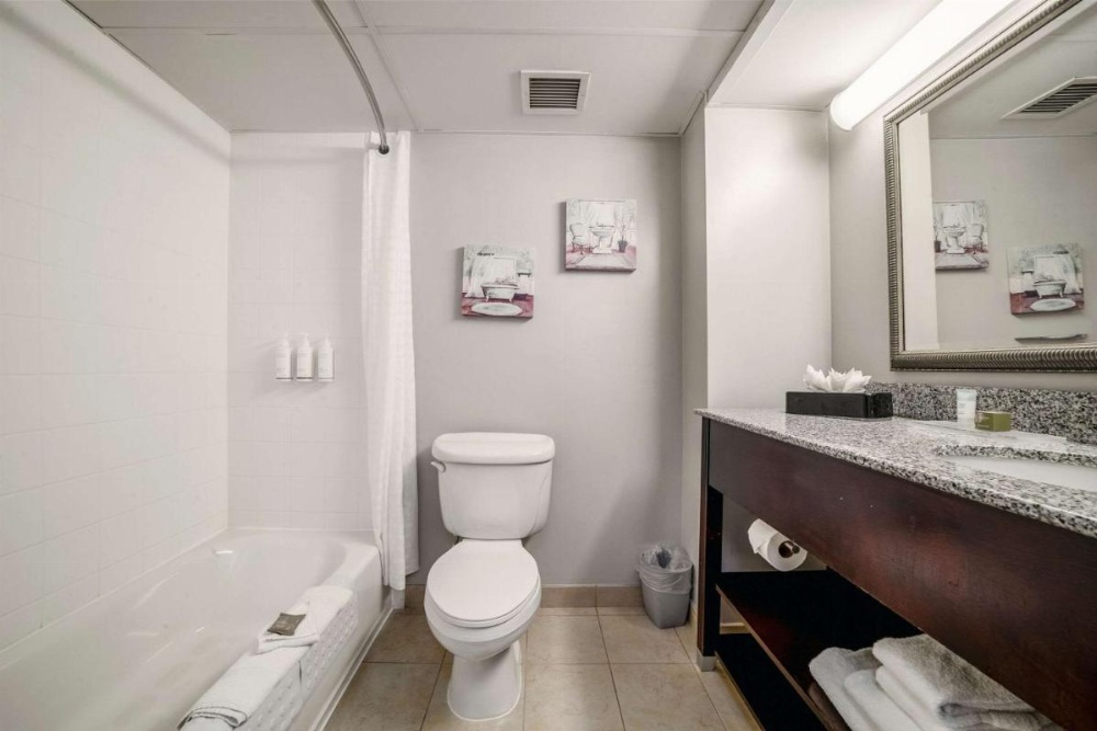 Country Inn & Suites by Radisson, Ontario at Ontario Mills, CA